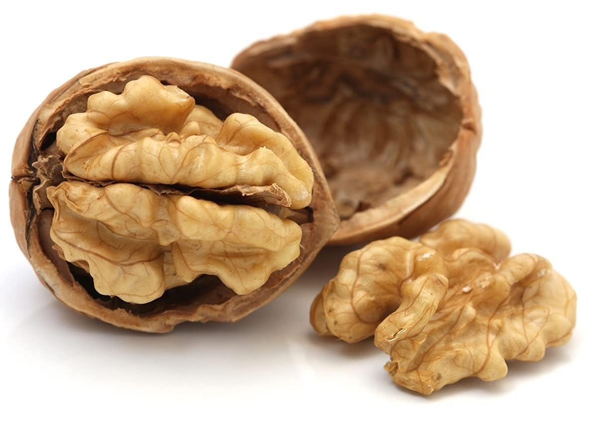 Walnuts Without Shell 4 Piece Light Half Colour